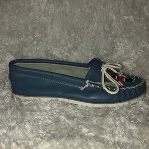 Minnetonka Moccasins Tribal Flats Sz 7